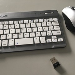 【一時受付中止中】Bluetoothキーボード マウス ドングル...