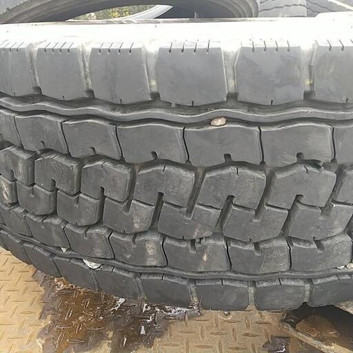 トラックタイヤ265/70r19.5ミックス5本