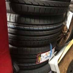 タイヤ4本　225/45R17
