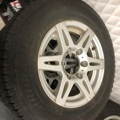 ハイエース　スタッドレス　AW付