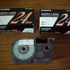 ネームランド用テープ　24mm　黒文字白テープ