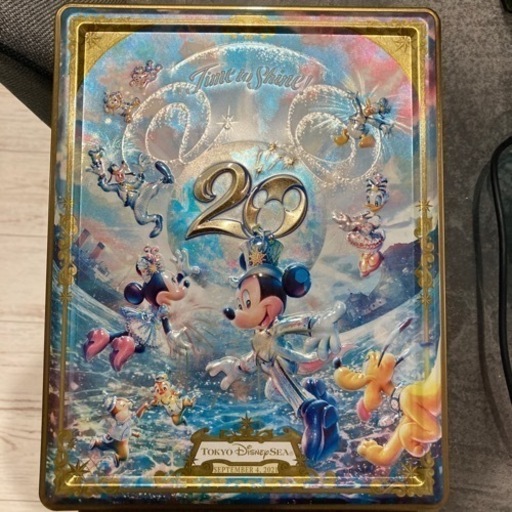 ディズニーシー周年空き缶 ももまん 竹村の服 ファッションの中古 古着あげます 譲ります ジモティーで不用品の処分