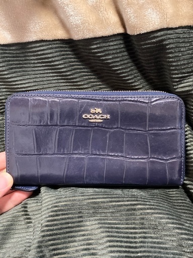 COACH クロコ柄 ネイビー 長財布 5100円