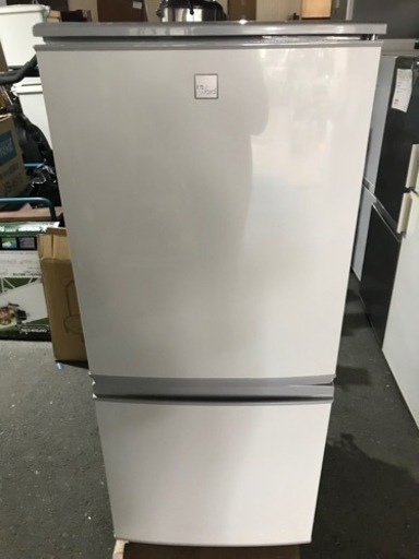 取引場所　南観音　A  2201-005   SHARP/シャープ　SJ-14E6-KW   ノンフロン冷凍冷蔵庫　2019年製