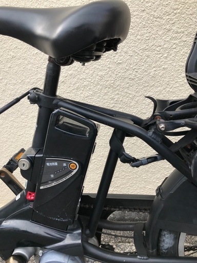 電動自転車　ギュットアニーズ　チャイルドシート付