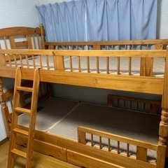 【無料】木製二段ベッド　マットレス・収納付き