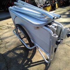 アルミリヤカー！　折りたたみ式！！　ノーパンクタイヤ！！