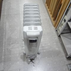デロンギ　オイルヒーター　KHD410812－LG【モノ市場東海...
