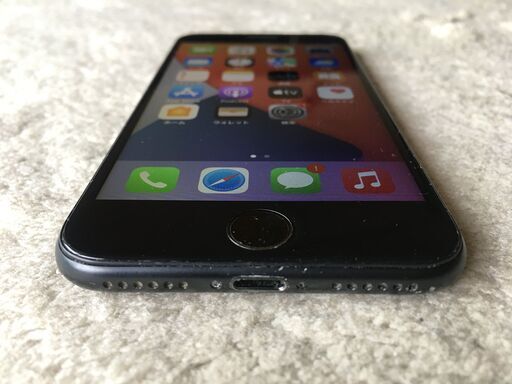 appleストアー　iphone7 jetblack ３２ＧＢ　SIMフリー　バッテリ９５％