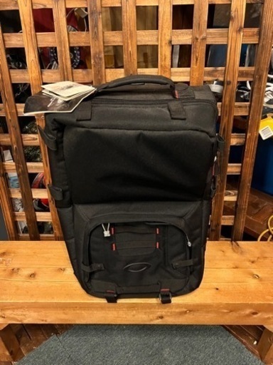 新品 オークリー OAKLEY キャリーバッグ 機内持込 新品 オークリー OAKLEY キャリーバッグ 機内持込