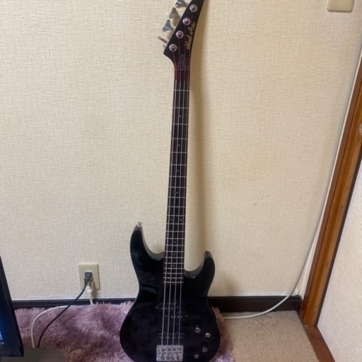 ベース