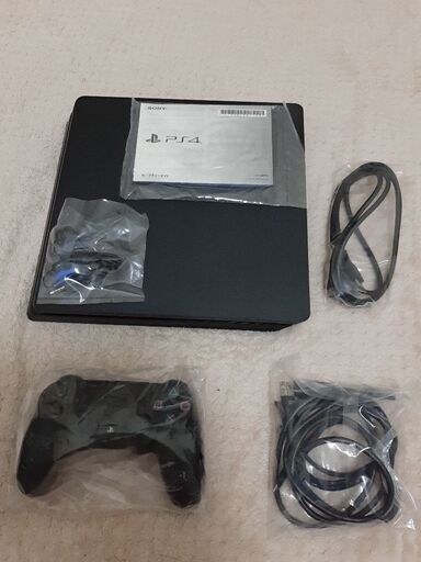 【値下げしました】PS4 500GB Jet Black CUH-2200A B01 プレイステーション4 完品 美品