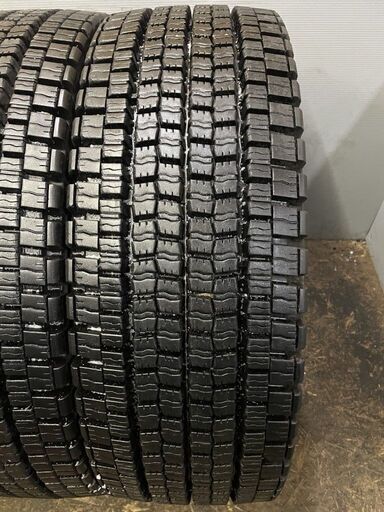 札幌発 引取OK DUNLOP DECTES SP001 245/70R19.5 136/134J 19.5インチ