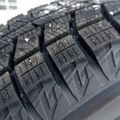 新品スタッドレスタイヤ