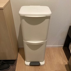 IKEA ペダル式2段ゴミ箱IKEA イケア ペダル式ゴミ箱 4...