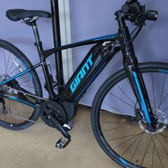 ESCAPE RX-E+ 　GIANT　エスケープ　電動アシストクロスバイク　2021モデル
