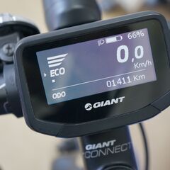 ESCAPE RX-E+ 　GIANT　エスケープ　電動アシストクロスバイク　2021モデル