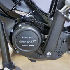 ESCAPE RX-E+ 　GIANT　エスケープ　電動アシストクロスバイク　2021モデル