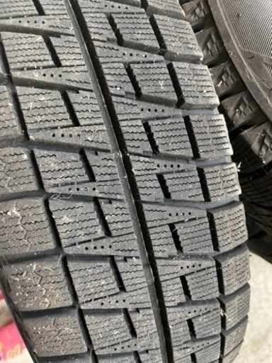 スタッドレスタイヤ　美品　165/70R13