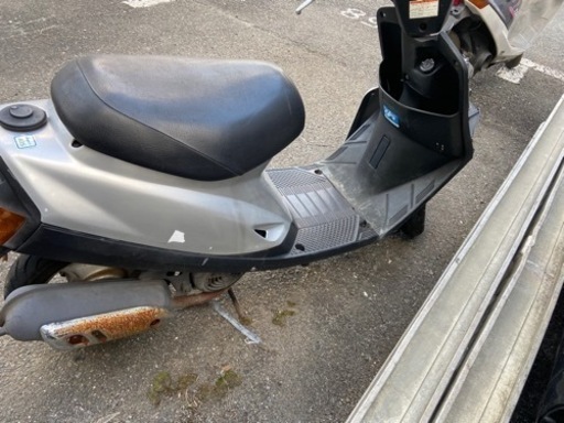 希少！状態あまり良くないですが、3KJのジョグです。エンジンかかる