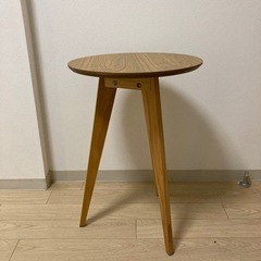 サイドテーブル　直径40cm ナチュラル　木製