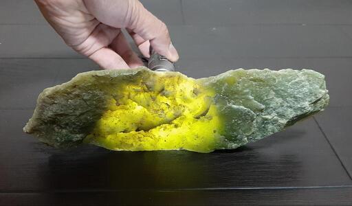 蛇紋石? 鑑賞石 天然石 原石 緑石 長けりゃ 紋様石 飾り石 水石 蛇紋石? 鑑賞石 天然石 原石 緑石 長けりゃ 紋様石 飾り石 水石