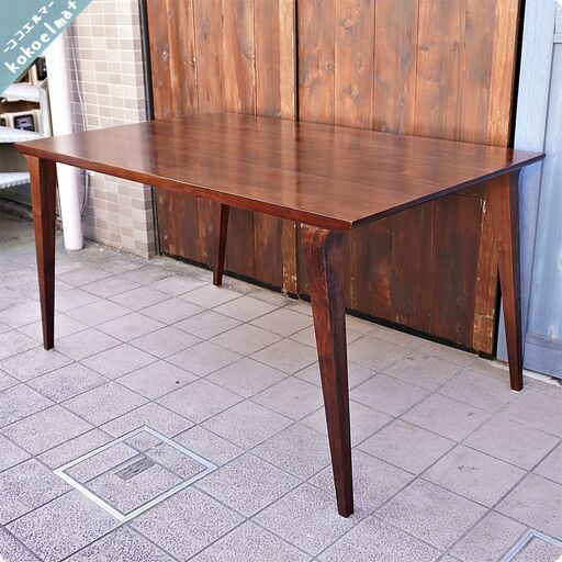 IDC OTSUKA(大塚家具)のKEN OKUYAMA(奥山清行)デザイン「ハイヒール」ダイニングテーブル。スタイリッシュなデザインにウォールナット無垢材を使用した食卓は北欧スタイルなどに♪CA104