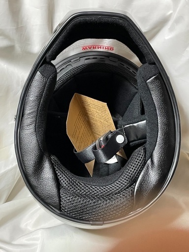 【新品•未使用】CRGヘルメット Lサイズ 艶ありブラック スーパーバンデット風 新品•未使用】CRGヘルメット Lサイズ 艶ありブラック スーパー