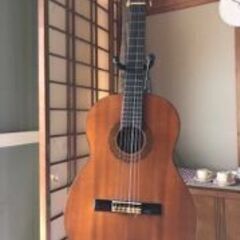 値下げしましたクラッシクギタ－【日本製】