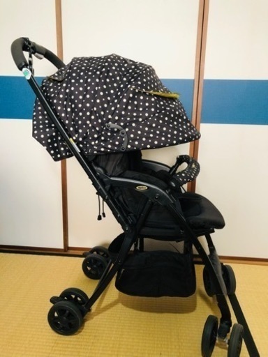 ベビーカーaprica