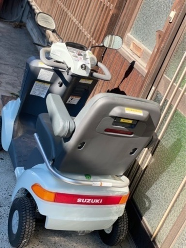 スズキの電動車椅子、新古車です。 【公式通販】