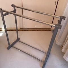 取引中　押入れ用　ハンガーラック