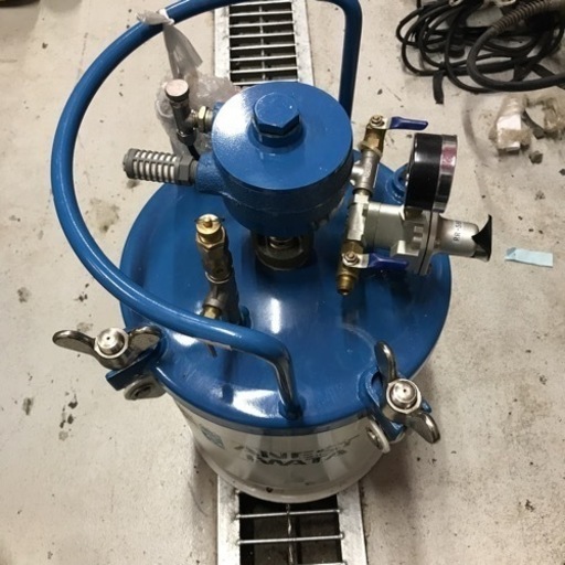 【中古】ANEST IWATA 塗料加圧タンク PT-20DM