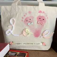 手形足形アートバッグで贈るバレンタイン