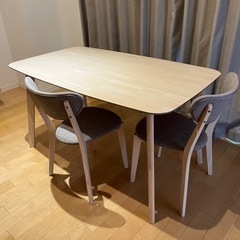 マットレスのみは5000円ベッドは9000円です。取りに来られるかた限定 