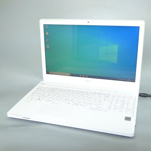 新品SSD 中古美品 白 ノートパソコン 15.6型 富士通 AH42/U 第5世代 Celeron 4GB DVDRW 無線 WiFi Bluetooth カメラ Win10 Office