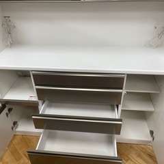 松田家具製☆大型食器棚☆近隣配送可能