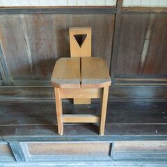 椅子　木製