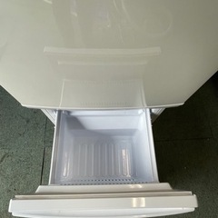 【リサイクルサービス八光　田上店　安心の1か月保証　配達・設置OK】シャープ SHARP SJ-D14A-W [冷蔵庫 （137L・つけかえどっちもドア） 2ドア ホワイト系]