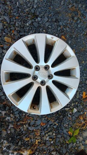 お話し中 スバル純正アルミ スタッドレスタイヤセット