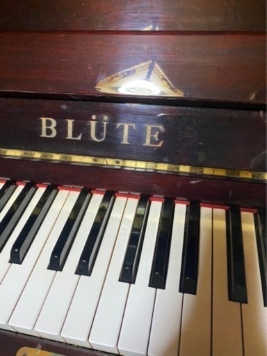 BLUTE  アップライトピアノ