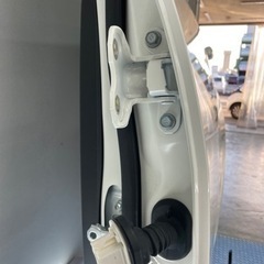 送料込み！☆ヤリス☆左リアドア Assy ☆070パール☆動作確認済☆