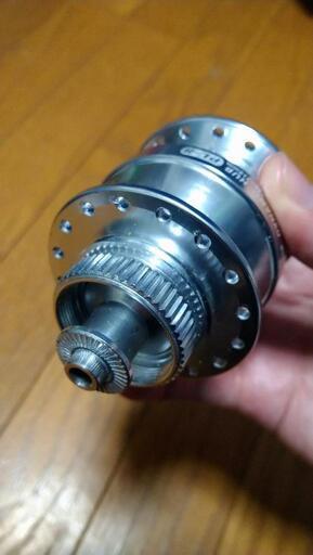 ハブダイナモ　 シャッタープレシジョン　PL-8　32h ディスクブレーキ　中古