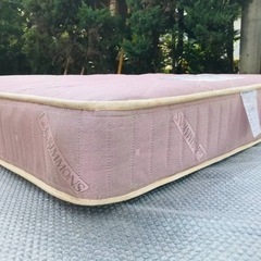 1236番✨シモンズ ビューティレスト シングルマットレス ピンク色