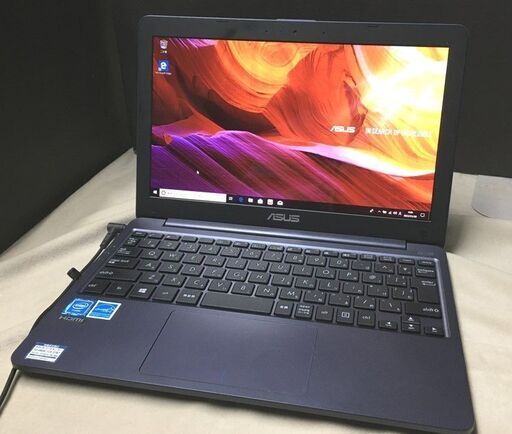 ASUS ノートパソコン　VivoBook E203NAH（液晶、キーボード新品）