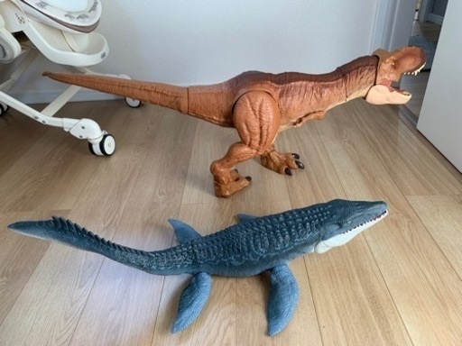 ティラノサウルス モササウルス フィギュア
