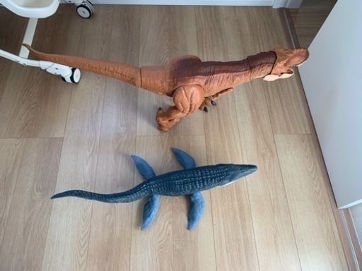 ティラノサウルス モササウルス フィギュア