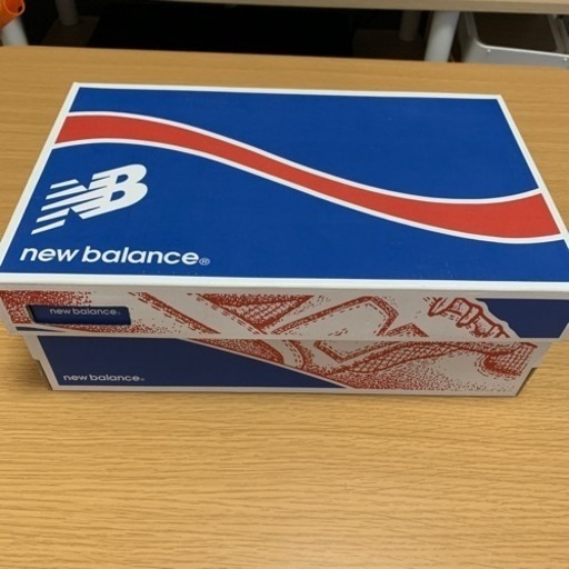 ニューバランス　ランニングシューズ　限定品