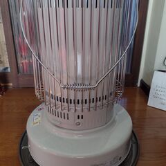 トヨトミストーブ　KS-67H ホワイト