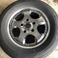 タイヤホイールセット　ランクル100で使ってました　　価格下げました